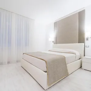 https://ca-marta-venice-30124.hotelslidodijesolo.com